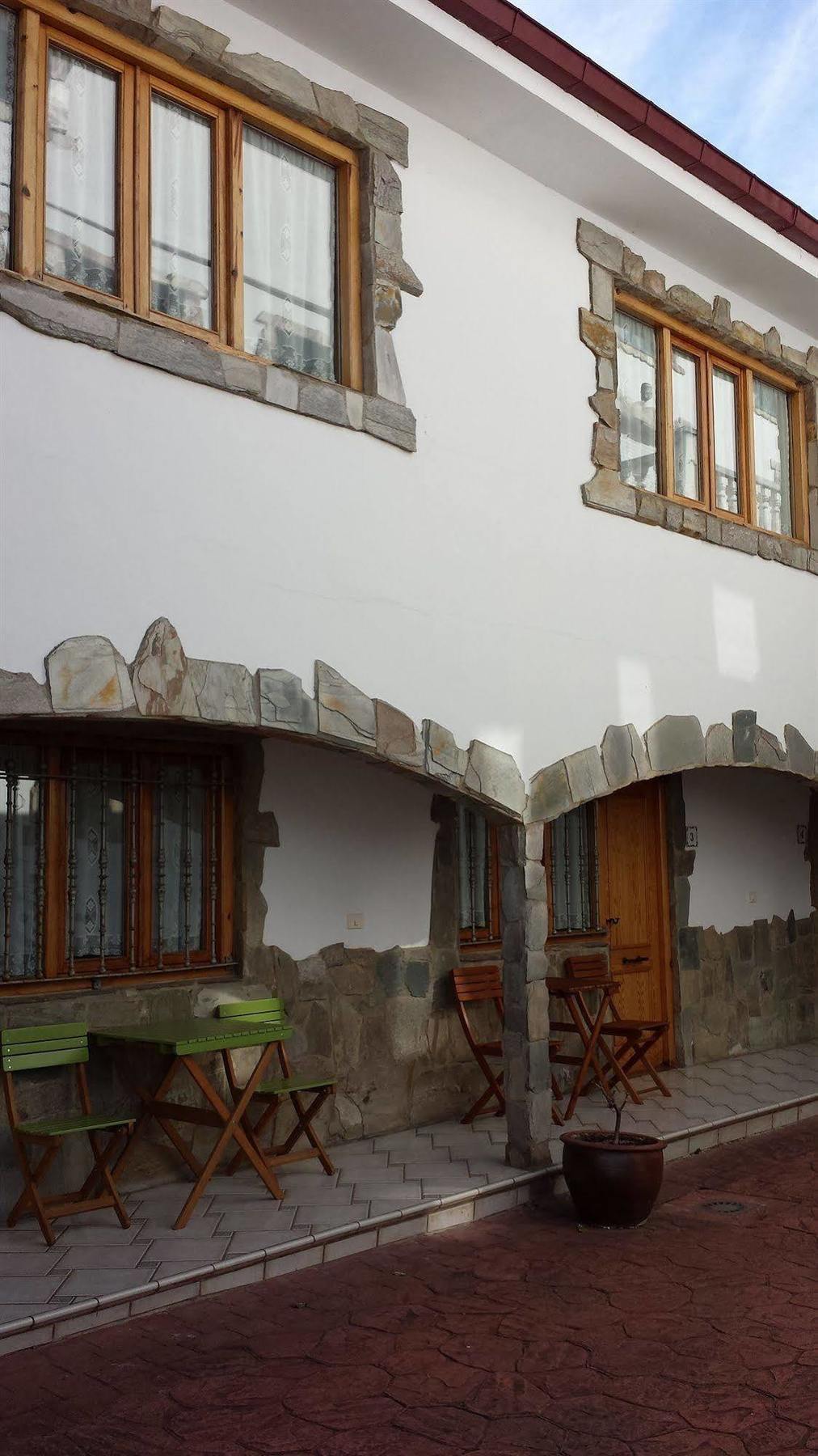 לרדו Hotel Cortijo מראה חיצוני תמונה